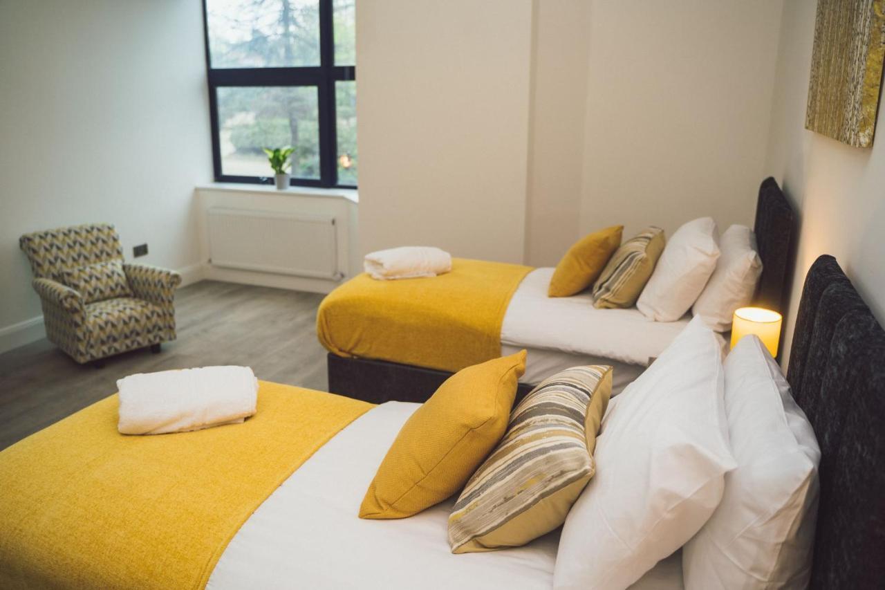 Sapphire House Telford Apartment ภายนอก รูปภาพ